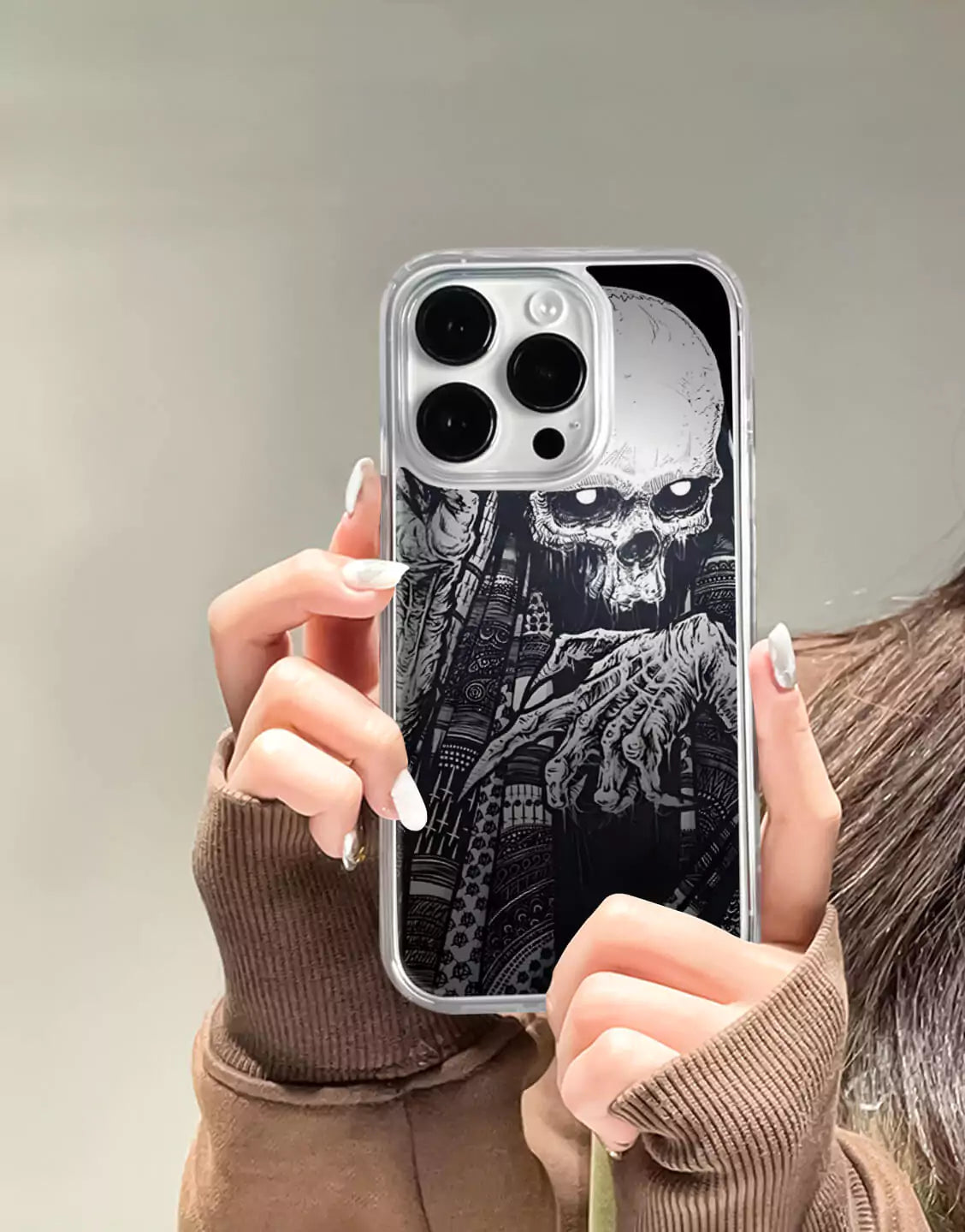 Gothic Skull iPhone Case - URBANLUSA