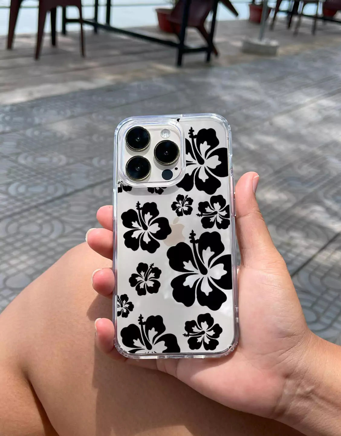 Hawaiian Black Flowers Print iPhone Case - URBANLUSA