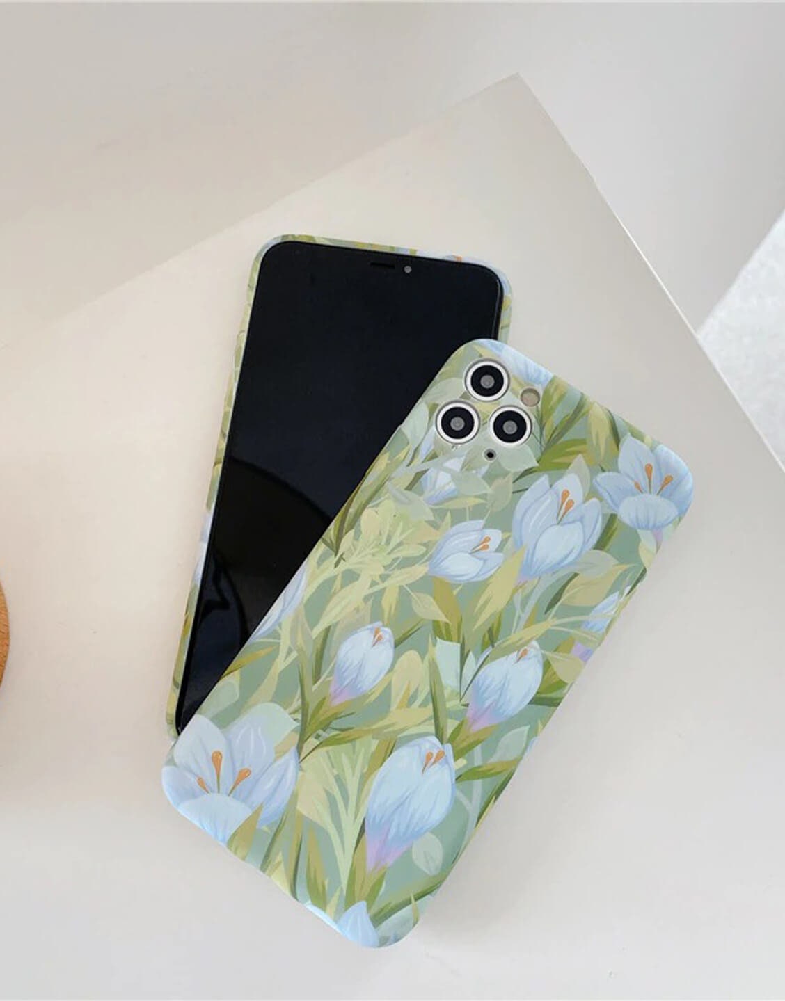 Vintage Spring Tulip Floral Aesthetic iPhone Case - URBANLUSA