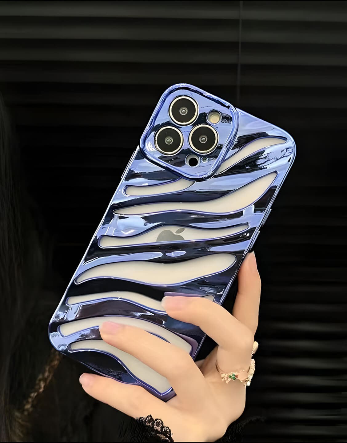 Aesthetic Grunge Striped Hollow iPhone Case - URBANLUSA