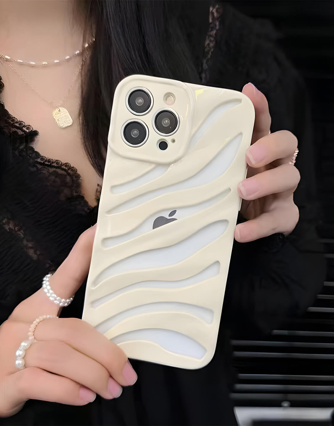 Aesthetic Grunge Striped Hollow iPhone Case - URBANLUSA