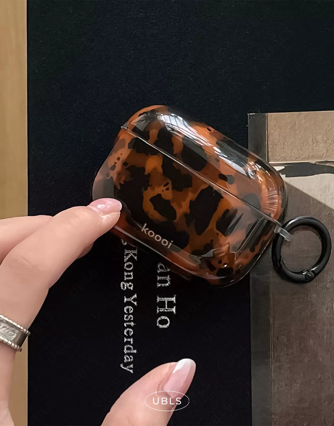 Tortoiseshell Amber Glossy AirPods Case