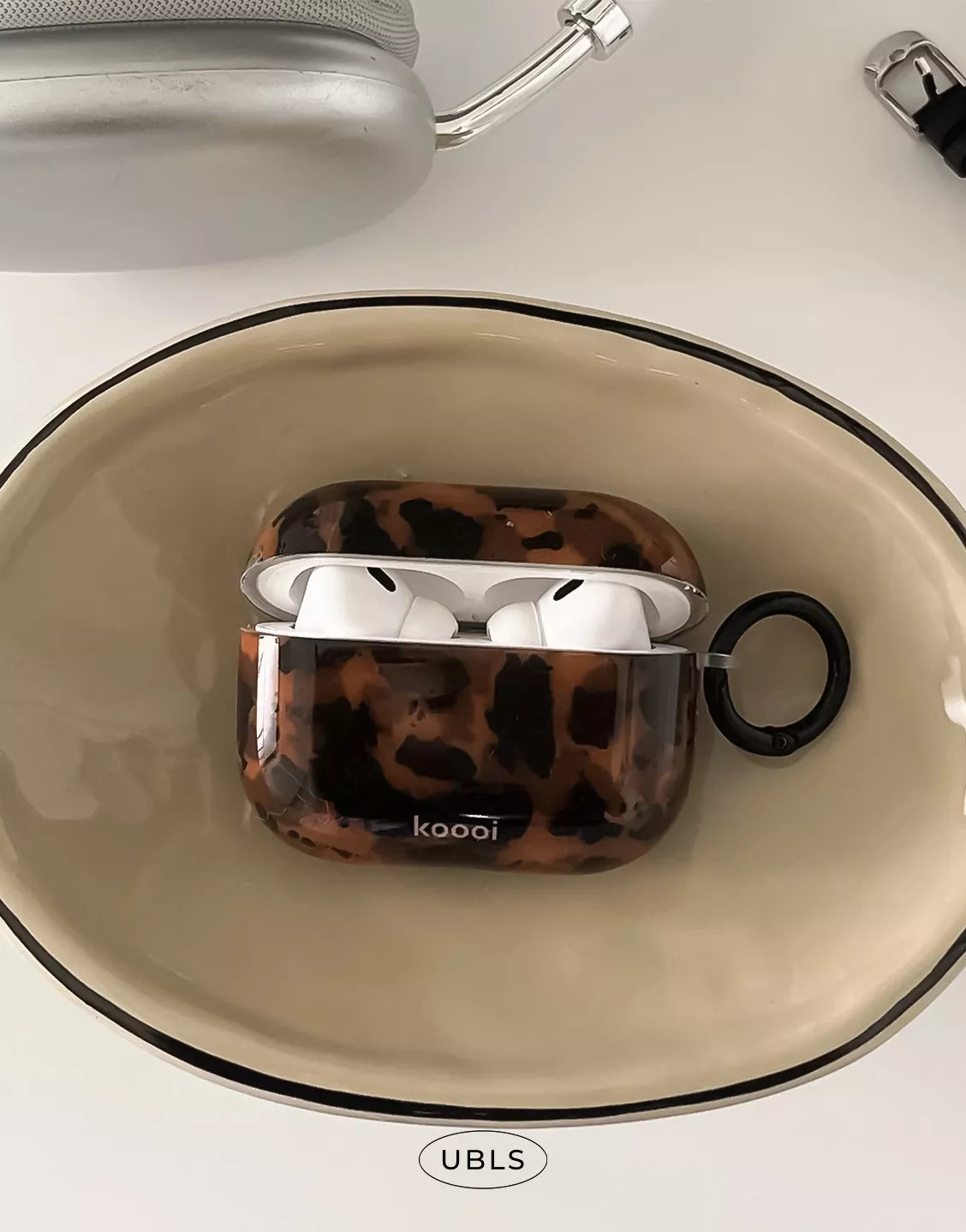 Tortoiseshell Amber Glossy AirPods Case