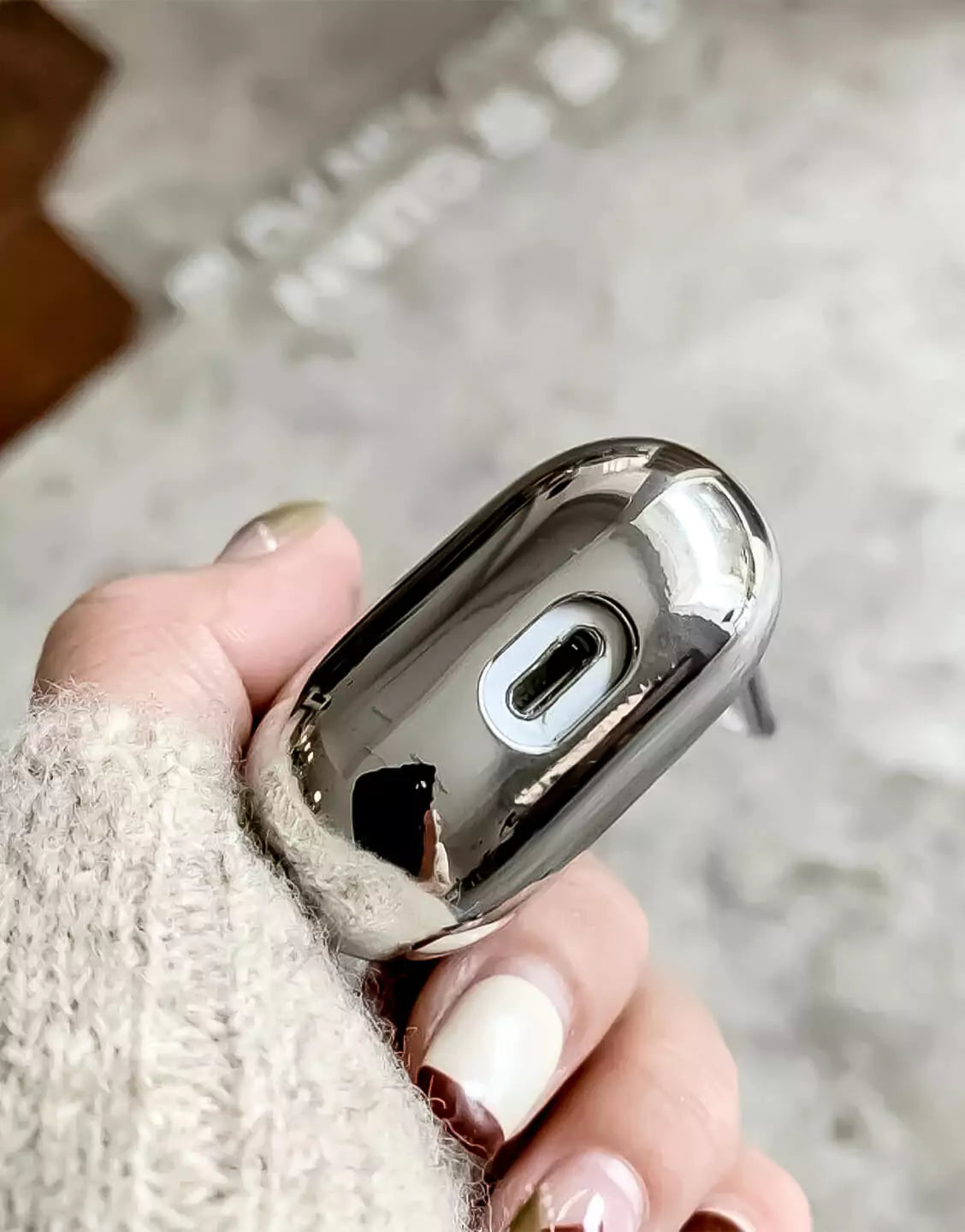 Glossy Silver AirPods Case - URBANLUSA