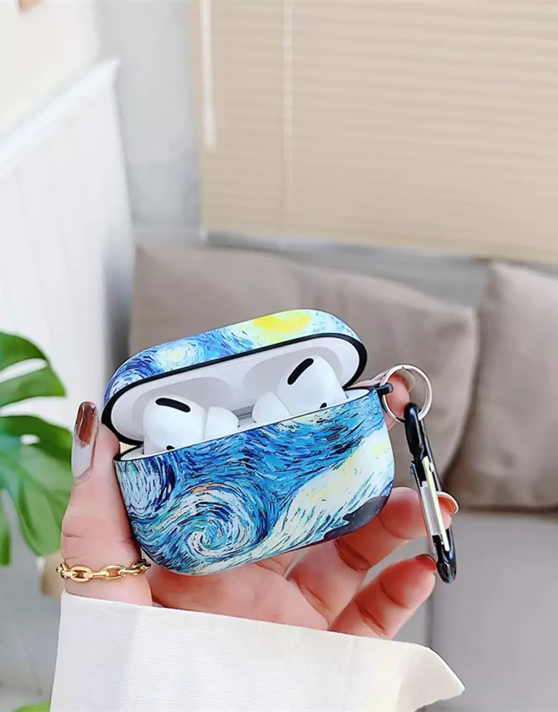 Vintage Van Gogh Starry Night Painting AirPods Case