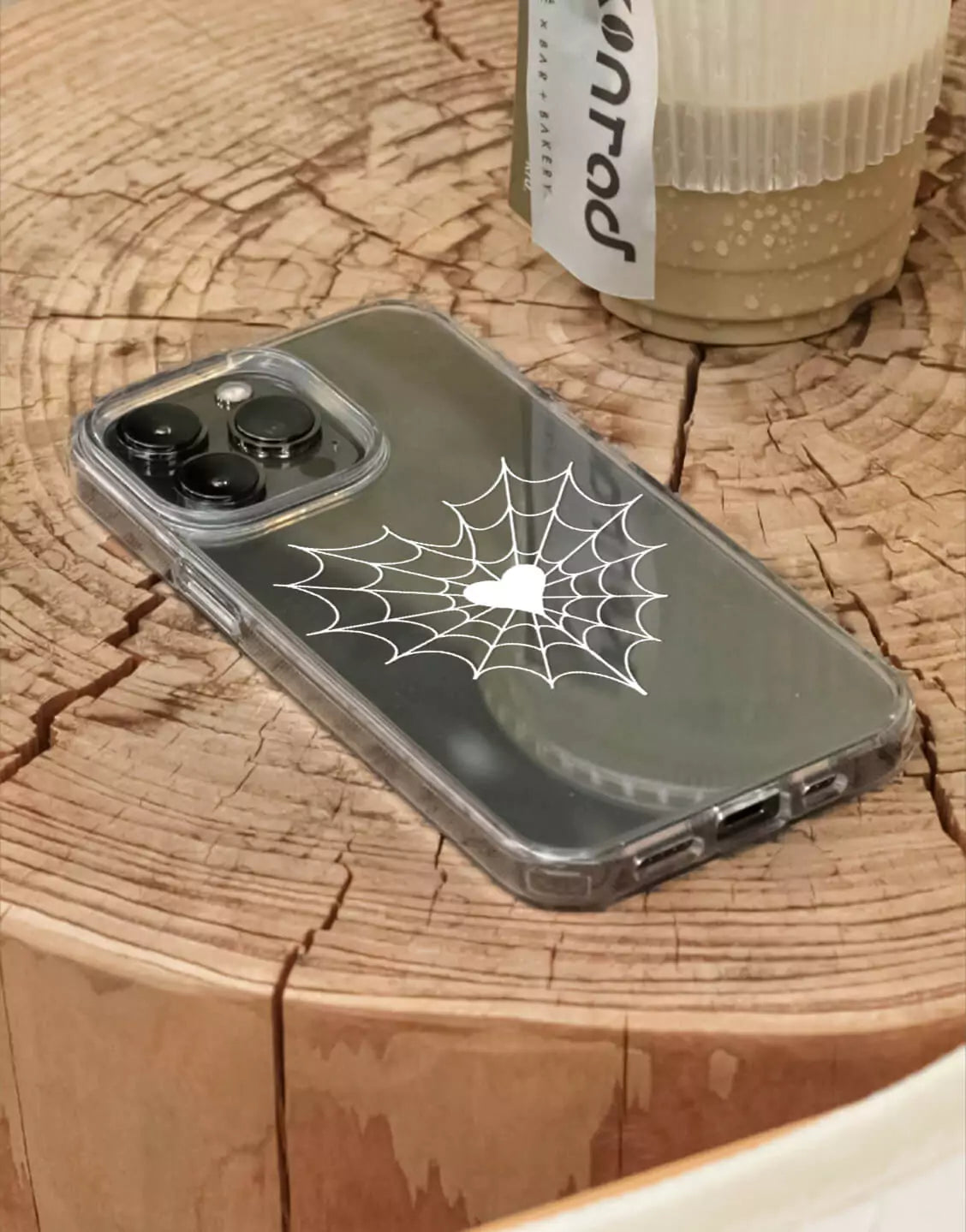 Heart Web Aesthetic iPhone Case - URBANLUSA