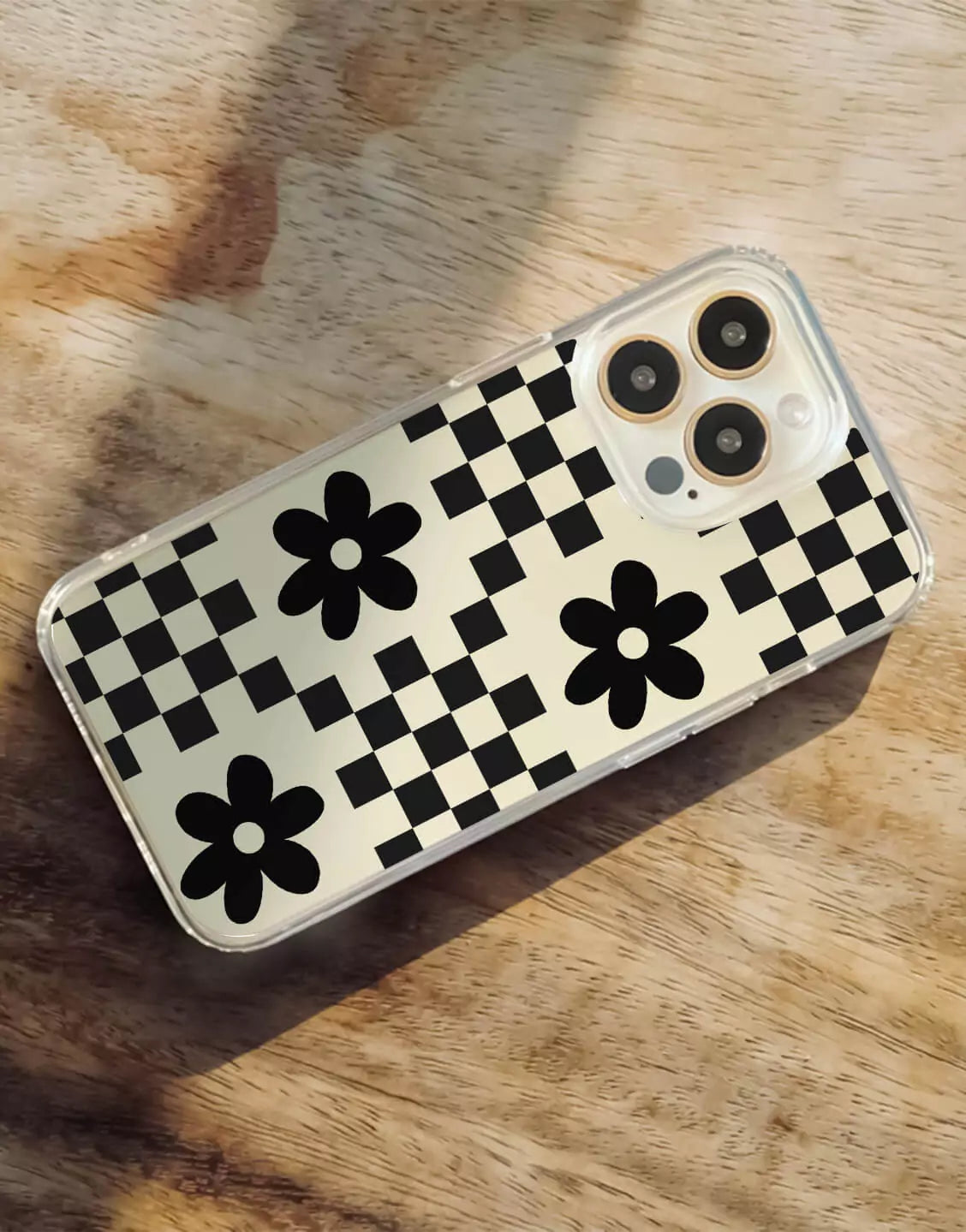 Retro Aesthetic Checkered iPhone Case - URBANLUSA