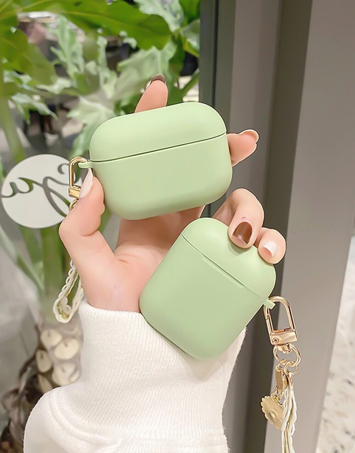 Lovely Daisy Sage Green AirPods Case - URBANLUSA