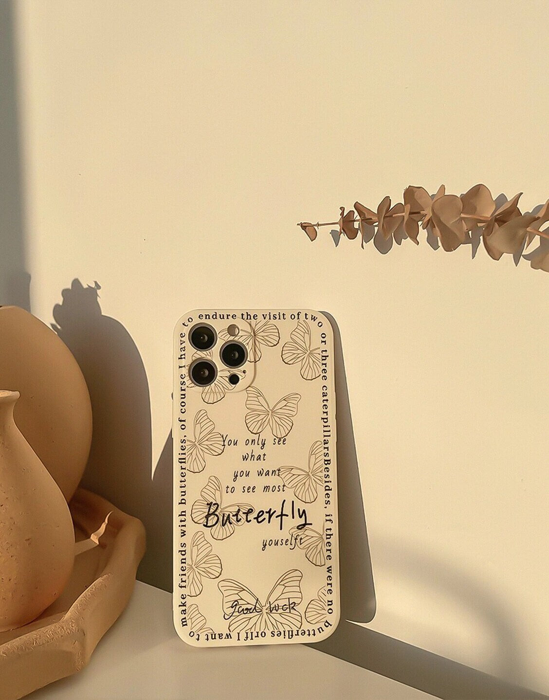 Aesthetic Vintage Butterfly iPhone Case - URBANLUSA