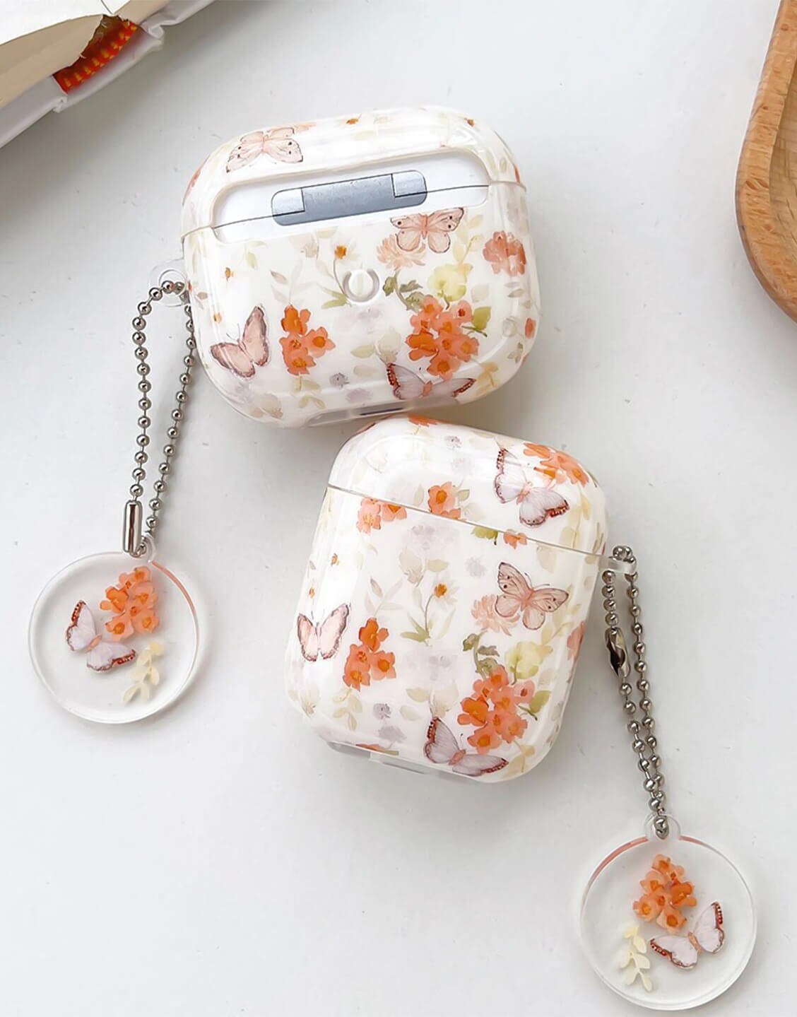 Vintage Flowers AirPods Case - URBANLUSA