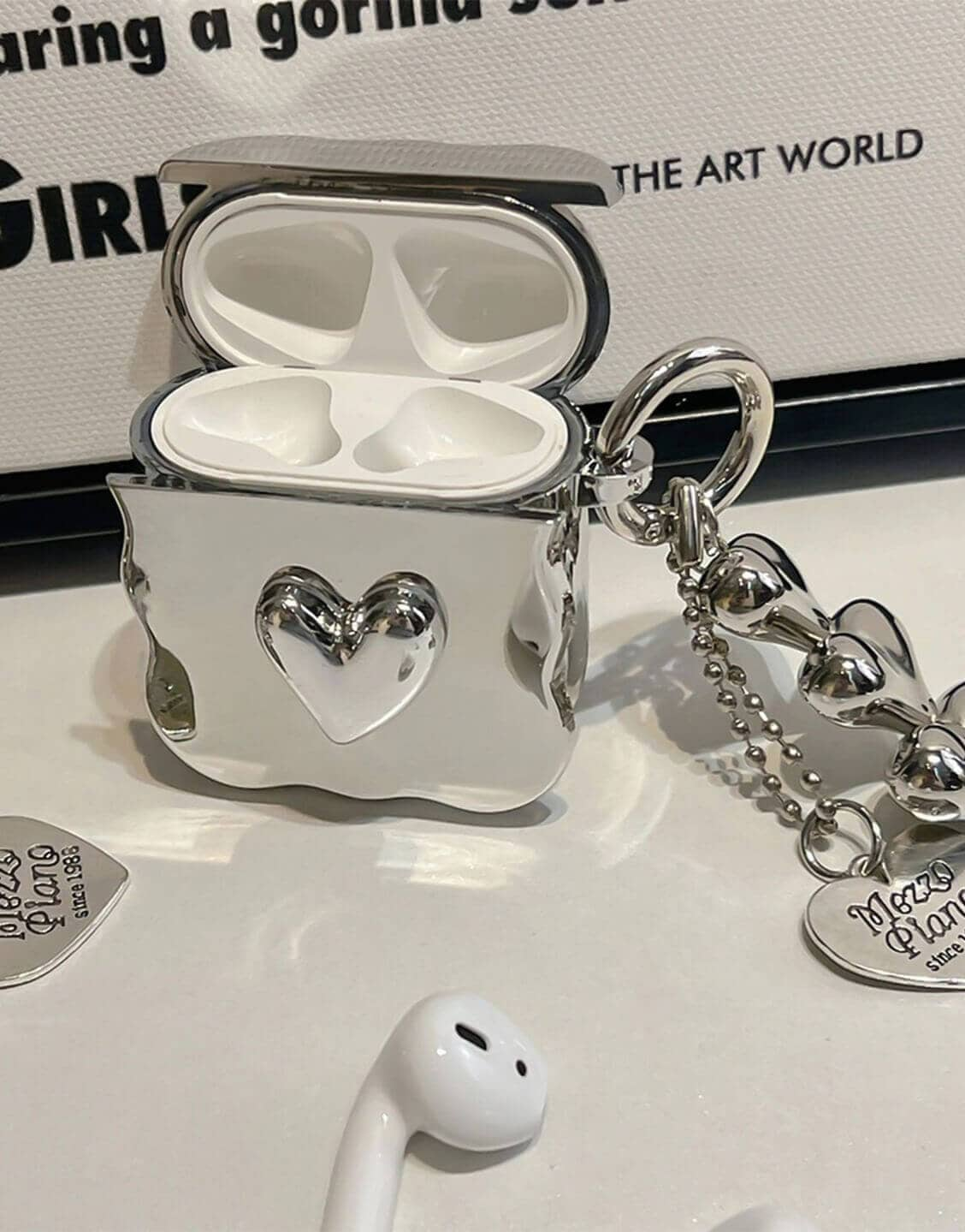 Aesthetic Silver Heart AirPods Case - URBANLUSA