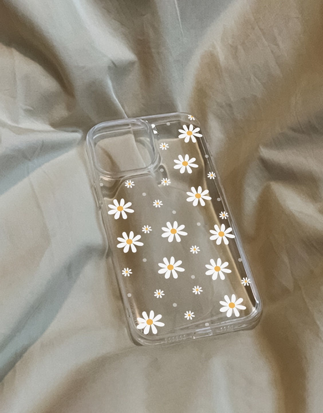 Daisy Aesthetic iPhone Case - URBANLUSA