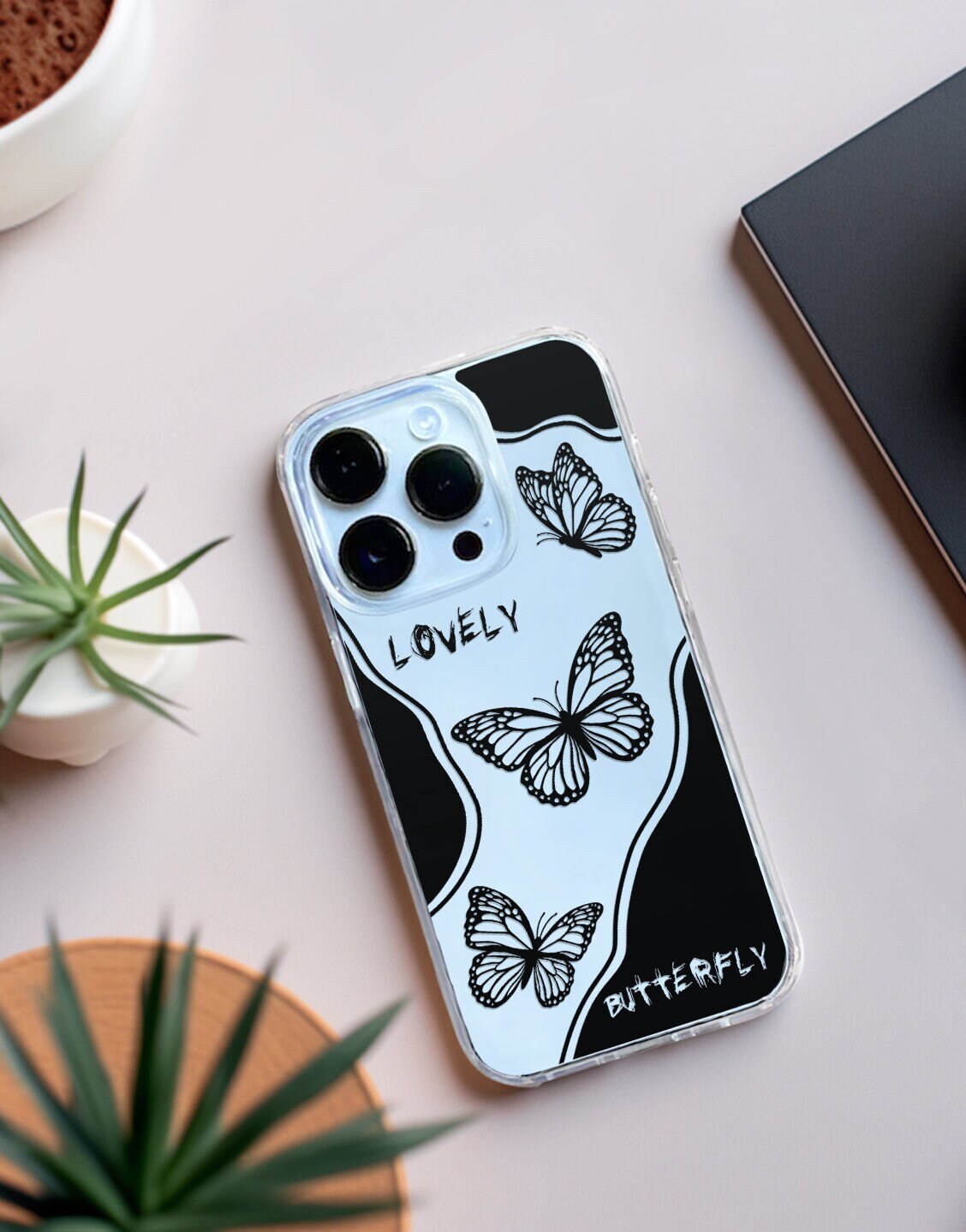 Grunge Butterfly iPhone Case - URBANLUSA