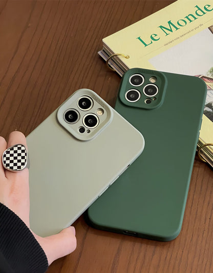 Aesthetic Minimal Dark Green iPhone Case - URBANLUSA