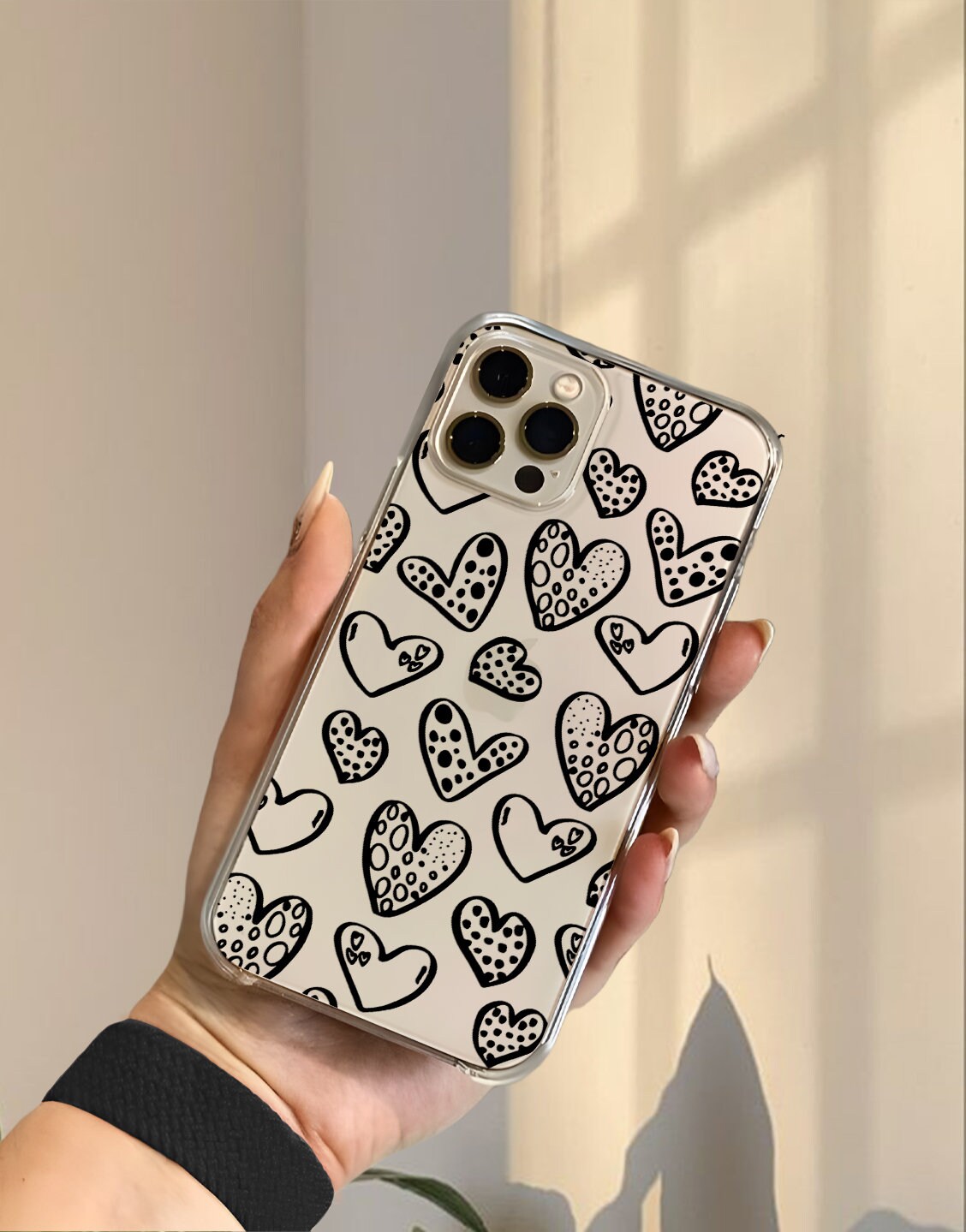 Cute Black Heart Phone Case iPhone / Samsung - URBANLUSA