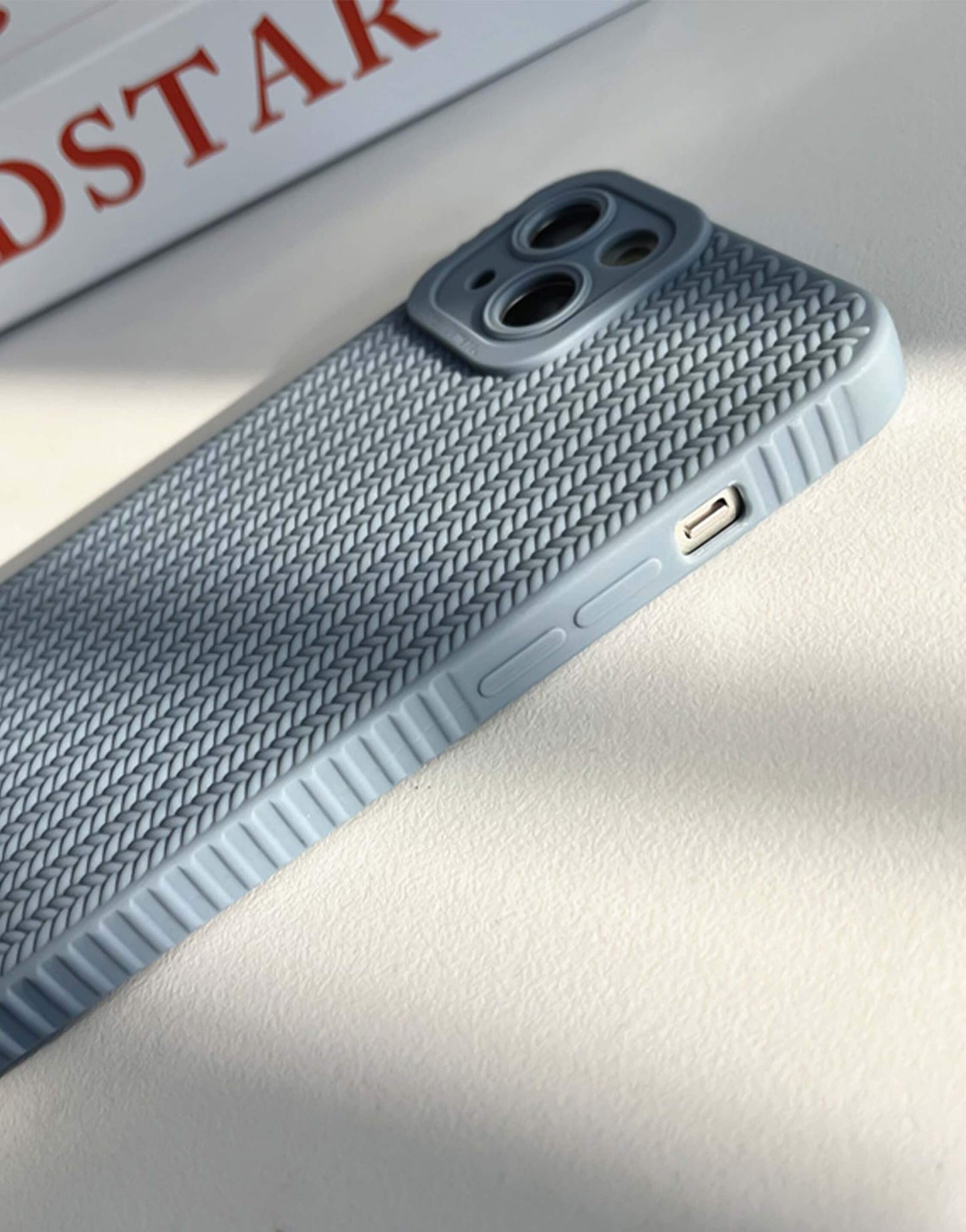 Simple Minimal Woven iPhone Case - URBANLUSA