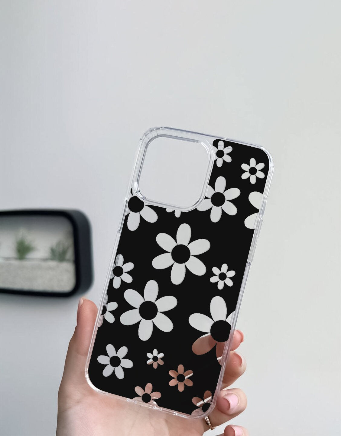 Black White Daisy Flower Phone Case iPhone / Samsung - URBANLUSA