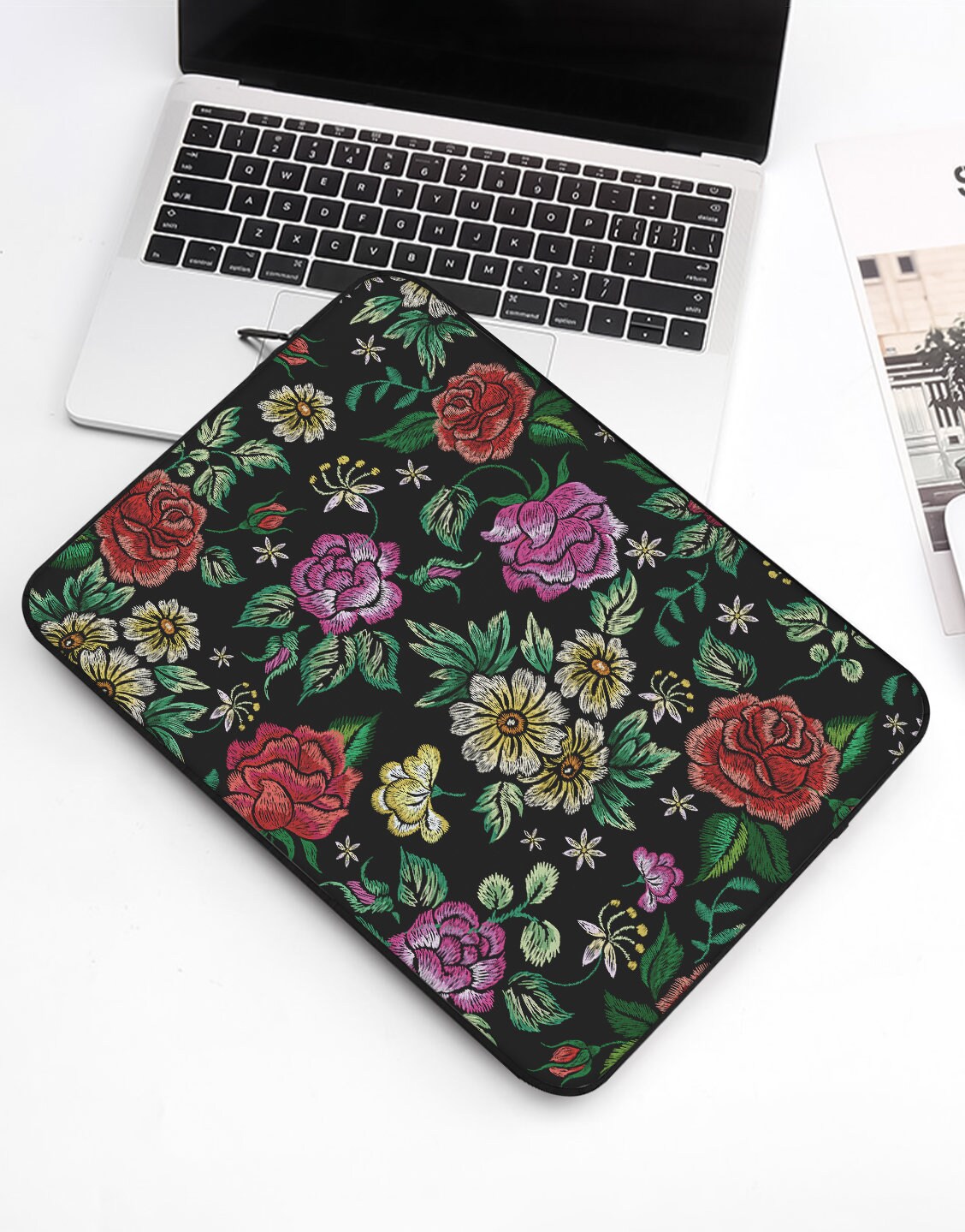 Vintage Roses Laptop Sleeve - URBANLUSA