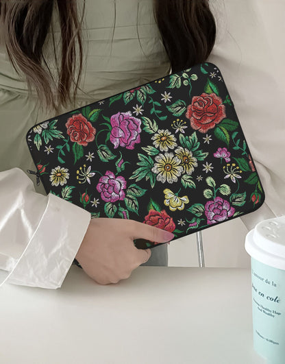 Vintage Roses Laptop Sleeve - URBANLUSA